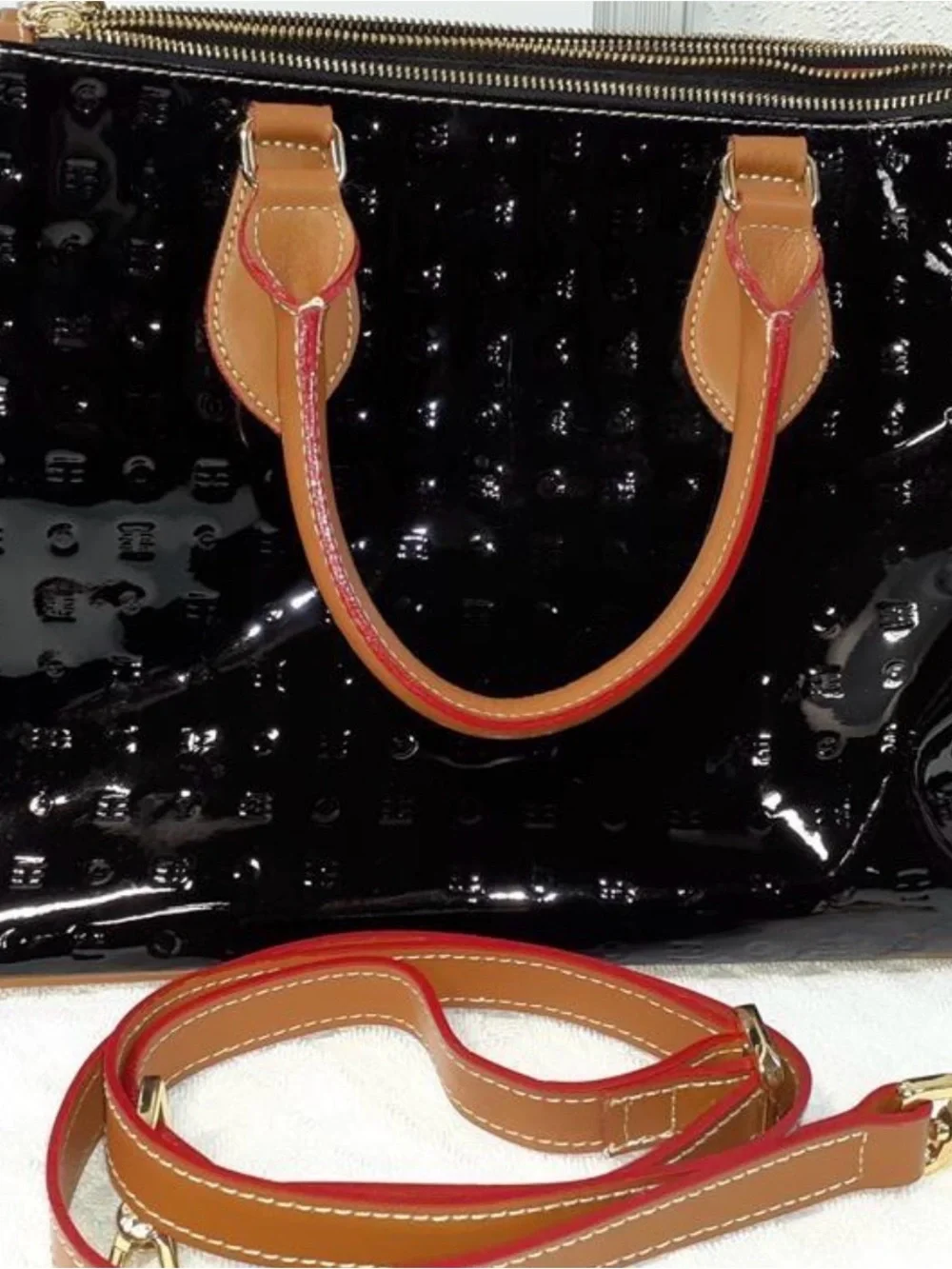 Arcadia Black Patent Leather Purse Made In Italy
